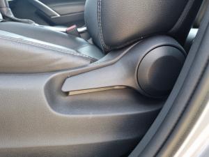 Toyota Corolla Cross 1.8 XS - Image 18