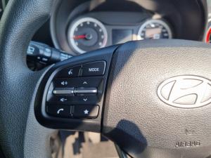 Hyundai Grand i10 1.0 MOTION/PREMIUM - Image 9