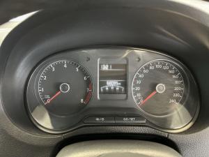 Volkswagen Polo sedan 1.4 Comfortline - Image 13