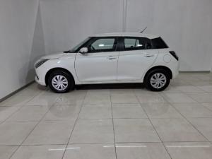 Suzuki Swift 1.2 GL+ auto - Image 2