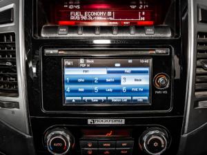 Mitsubishi Pajero 5-door 3.2DI-D GLS - Image 12