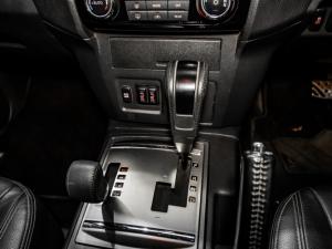 Mitsubishi Pajero 5-door 3.2DI-D GLS - Image 18