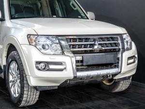 Mitsubishi Pajero 5-door 3.2DI-D GLS - Image 20