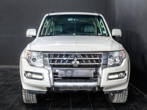 Mitsubishi Pajero 5-door 3.2DI-D GLS - Image 4