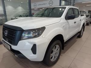 Nissan Navara 2.5DDTi double cab SE Plus 4x4 - Image 1