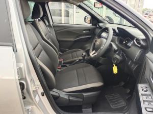 Nissan Magnite 1.0 Visia manual - Image 5