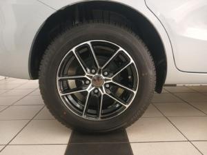 Suzuki Ertiga 1.5 GA - Image 11