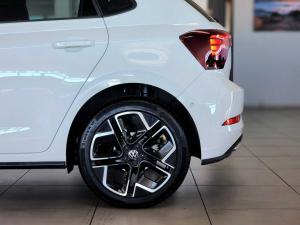 Volkswagen Polo hatch 1.0TSI R-Line - Image 38