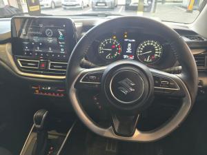 Suzuki Baleno 1.5 GLX auto - Image 11