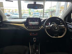 Suzuki Baleno 1.5 GLX auto - Image 6