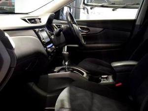 Nissan X-Trail 2.5 4x4 SE - Image 13