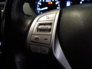 Nissan X-Trail 2.5 4x4 SE - Image 22