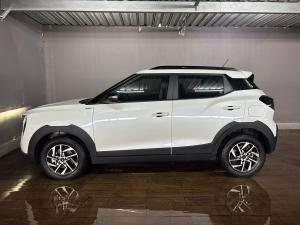 Mahindra XUV 3XO 1.2T AX5 auto - Image 5