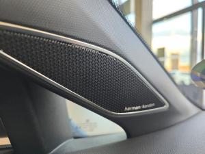 Volkswagen Golf GTI - Image 10