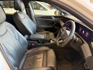 Volkswagen Tiguan 2.0TDI R-Line 4Motion - Image 10