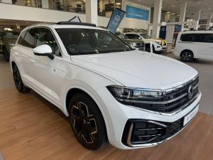 Volkswagen Touareg V6 TDI R-Line - Image 2