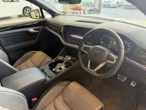 Volkswagen Touareg V6 TDI R-Line - Image 7