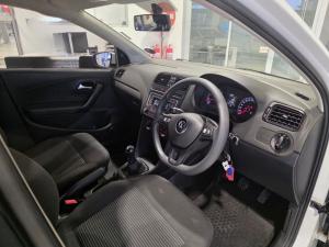 Volkswagen Polo Vivo hatch 1.4 Comfortline - Image 5