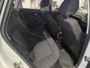 Volkswagen Polo Vivo hatch 1.4 Comfortline - Image 9