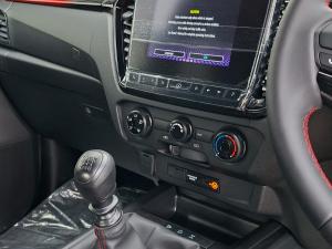 Isuzu D-Max 1.9TD double cab LS X-Rider manual - Image 11