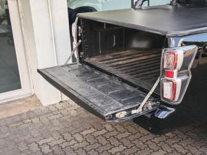 Isuzu D-Max 1.9TD double cab LS X-Rider manual - Image 13
