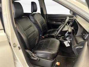 Suzuki Ertiga 1.5 GA - Image 14