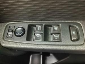 Renault Kiger 1.0 Turbo Zen - Image 14