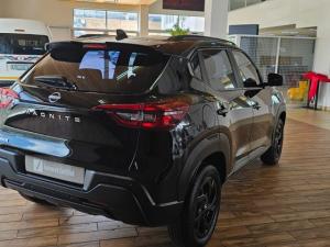 Nissan Magnite 1.0 Turbo Acenta Kuro manual - Image 9