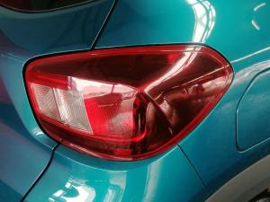 Renault Kwid 1.0 Techno manual - Image 11