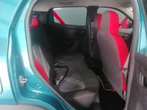 Renault Kwid 1.0 Techno manual - Image 14