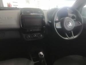 Renault Kwid 1.0 Techno manual - Image 17