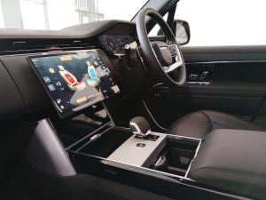 Land Rover Range Rover P530 HSE - Image 10