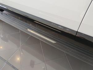 Land Rover Range Rover P530 HSE - Image 21