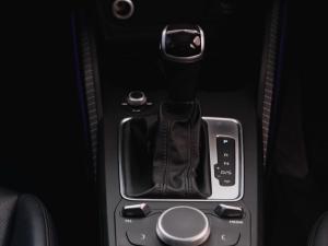 Audi Q2 35TFSI S line - Image 15