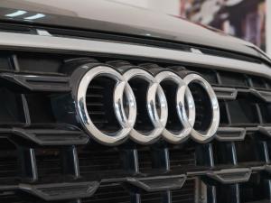 Audi Q2 35TFSI S line - Image 7