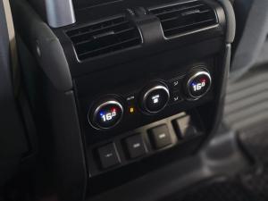 Land Rover Defender 110 D240 SE - Image 13