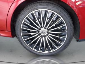 Mercedes-Benz E-Class E220d Avantgarde - Image 16