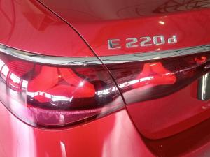Mercedes-Benz E-Class E220d Avantgarde - Image 20