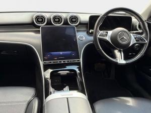 Mercedes-Benz C-Class C200 Avantgarde - Image 12