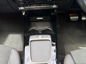 Mercedes-Benz CLA CLA220d Progressive - Image 16