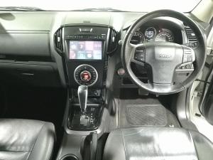 Isuzu mu-X 3.0 - Image 17