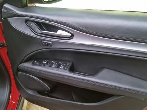 Alfa Romeo Stelvio 2.0T Super Q4 - Image 13