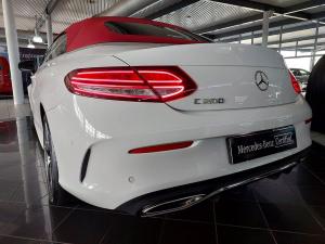 Mercedes-Benz C200 Cabrio automatic - Image 10