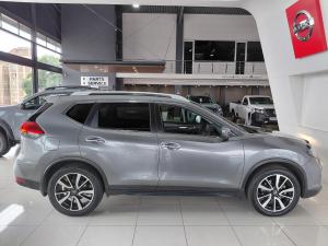 Nissan X-Trail 2.5 4x4 Tekna - Image 10