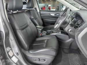Nissan X-Trail 2.5 4x4 Tekna - Image 13
