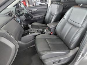Nissan X-Trail 2.5 4x4 Tekna - Image 17