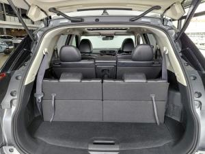 Nissan X-Trail 2.5 4x4 Tekna - Image 19