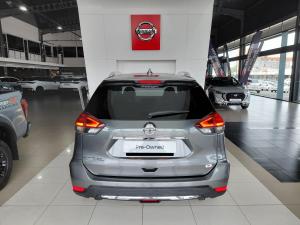 Nissan X-Trail 2.5 4x4 Tekna - Image 6