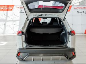 Toyota Corolla Cross 1.8 Xi - Image 12