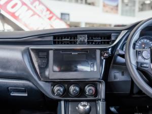 Toyota Corolla Quest 1.8 Plus manual - Image 10